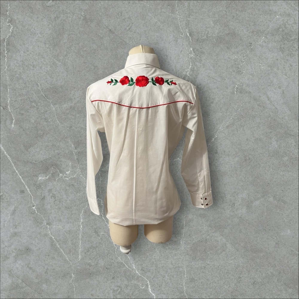 Red Rose Western Button Up - Picture 6 of 8